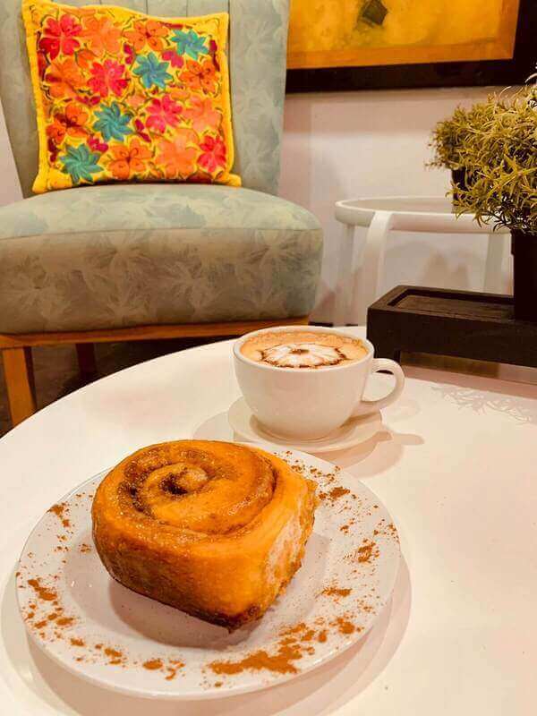 Café Chateau 2