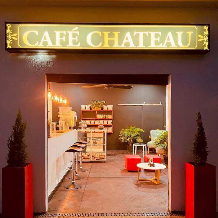 Café Chateau 7