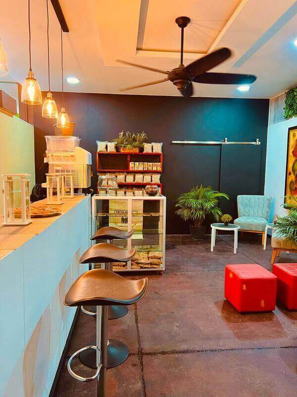 Café Chateau 8